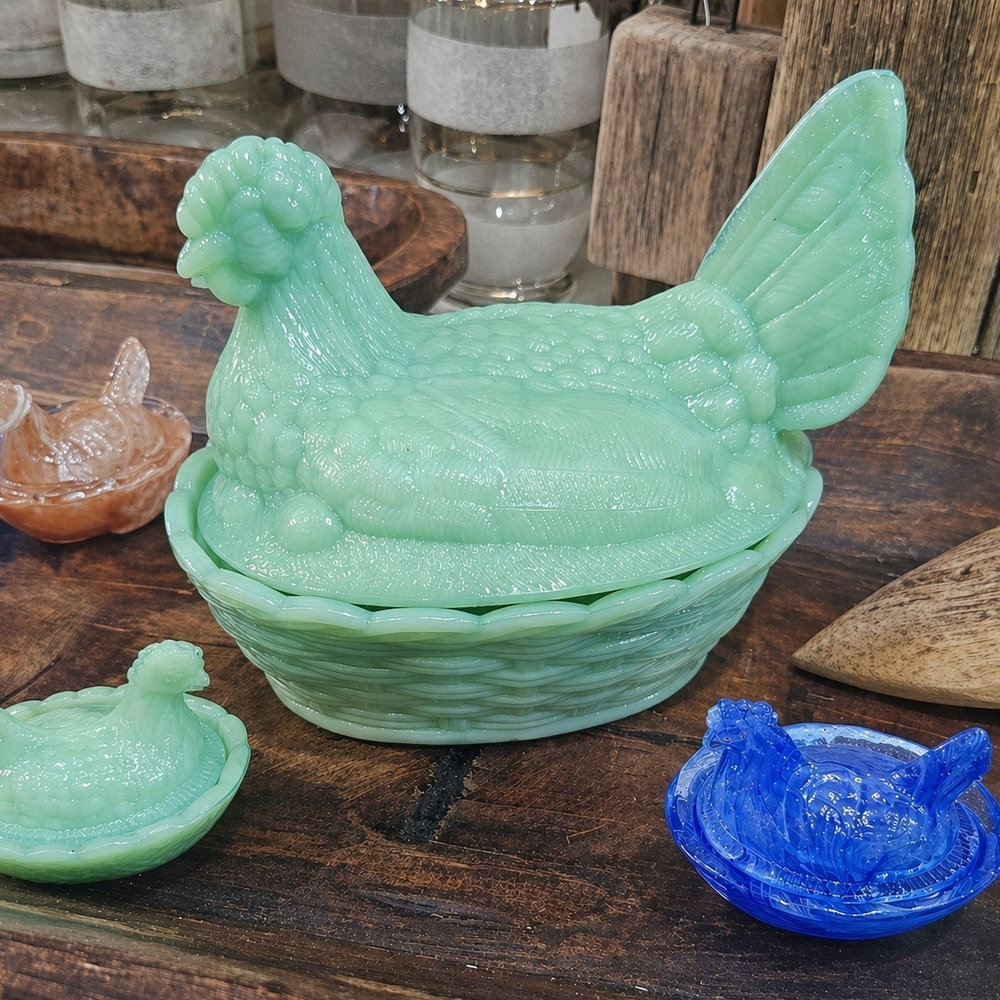 Jadiete Hen-on-Nest Glass Candy Dish - Decorative Basket Lid